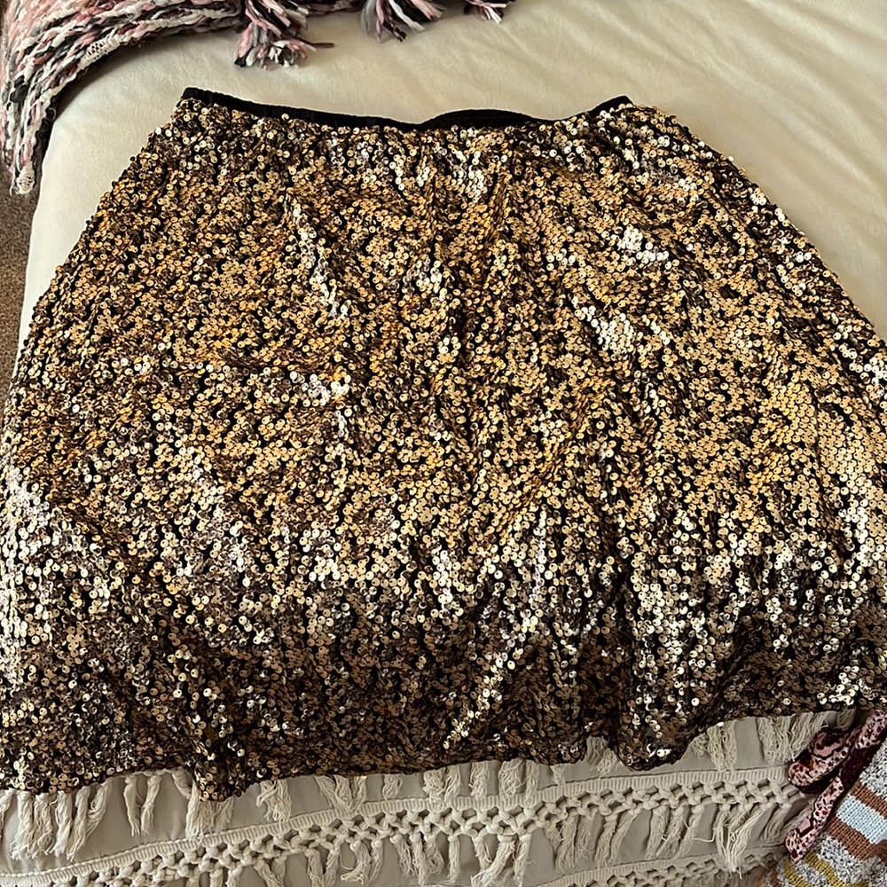 Ava & Viv Gold Sequin Midi Skirt